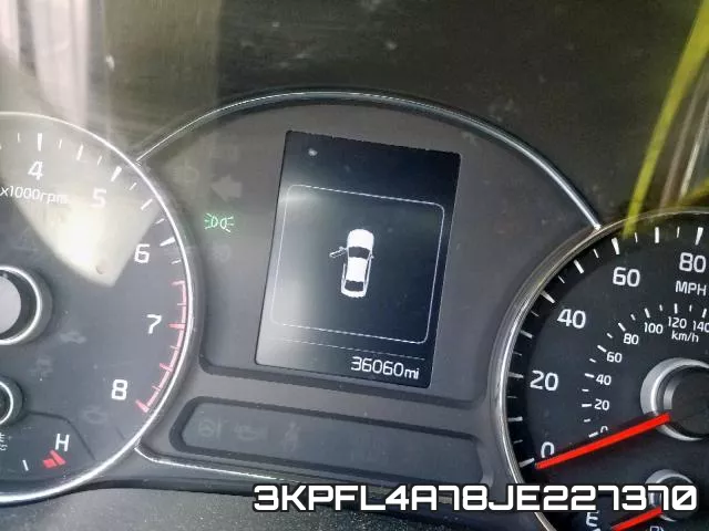 3KPFL4A78JE227370 фото 9