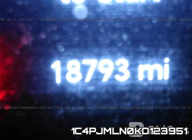 1C4PJMLN0KD123951 фото 8