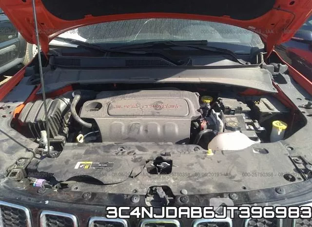 3C4NJDAB6JT396983 фото 2