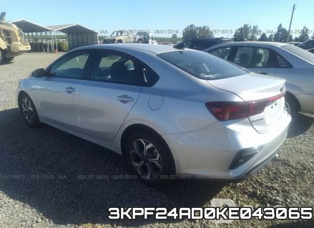 3KPF24AD0KE043065 фото 4