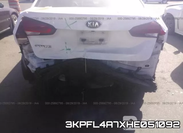 3KPFL4A7XHE051092 фото 7