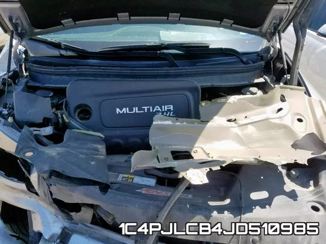 1C4PJLCB4JD510985 фото 8