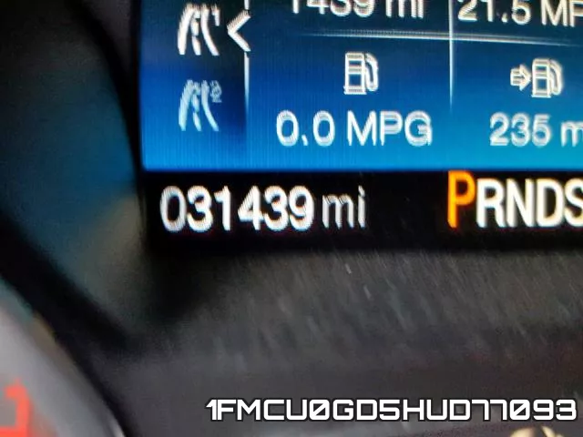 1FMCU0GD5HUD77093 фото 9