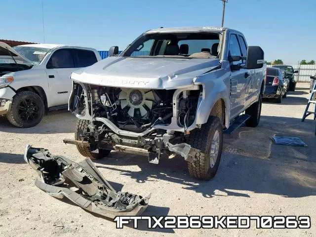 1FT7X2B69KED70263 фото 3
