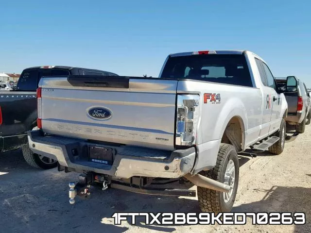 1FT7X2B69KED70263 фото 5
