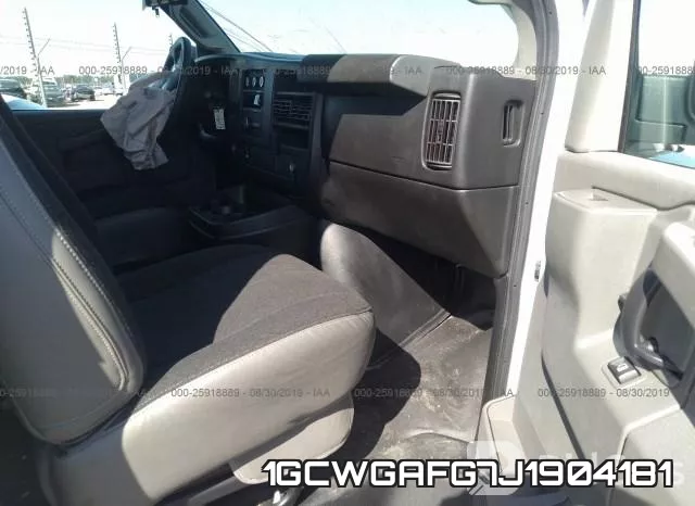 1GCWGAFG7J1904181 фото 6