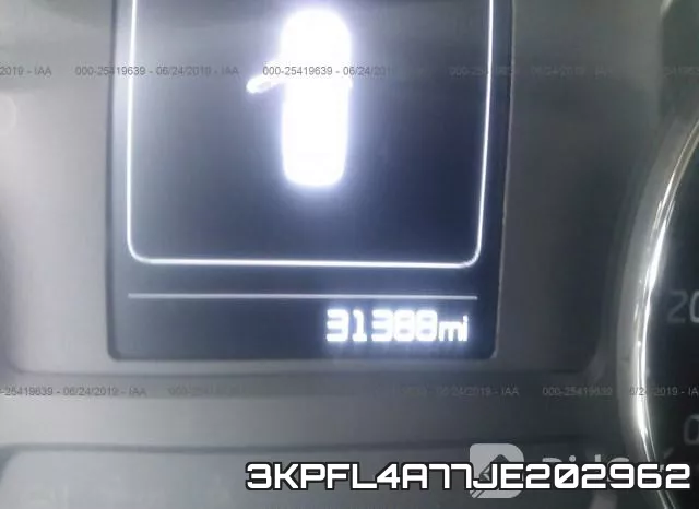 3KPFL4A77JE202962 фото 8