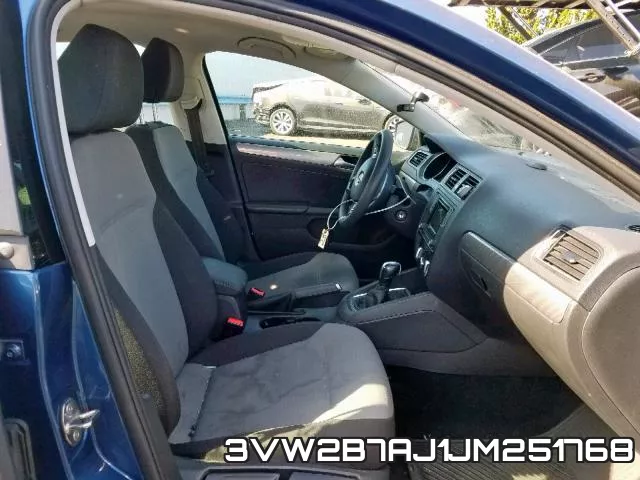 3VW2B7AJ1JM251768 фото 6