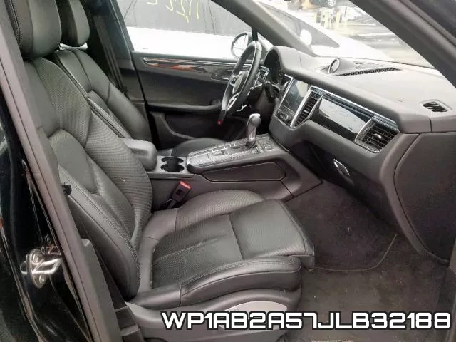 WP1AB2A57JLB32188 фото 6