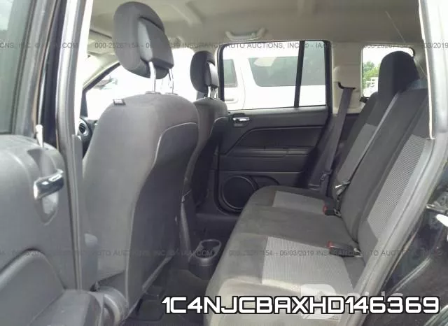 1C4NJCBAXHD146369 фото 9