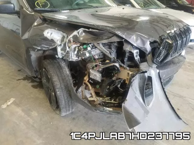 1C4PJLAB7HD237795 фото 10