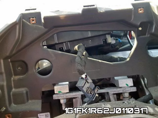 1G1FK1R62J0110317 фото 9