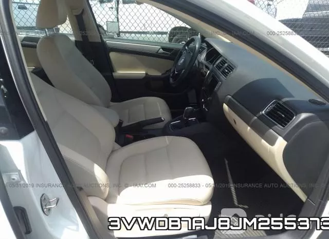 3VWDB7AJ8JM255373 фото 6