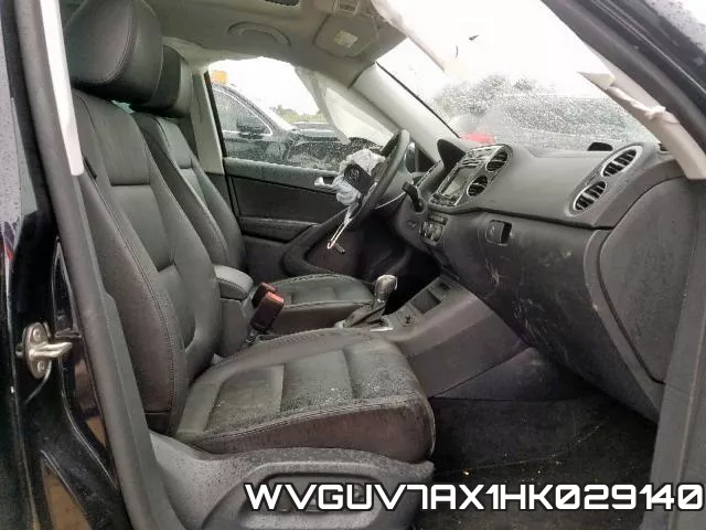 WVGUV7AX1HK029140 фото 6