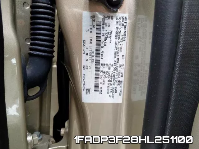 1FADP3F28HL251100 фото 2