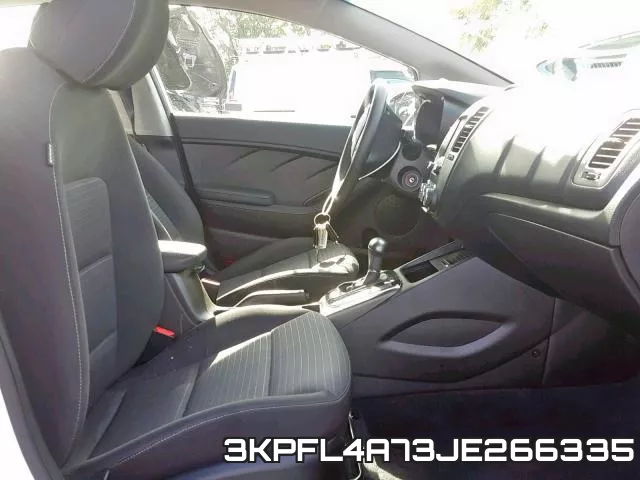 3KPFL4A73JE266335 фото 6