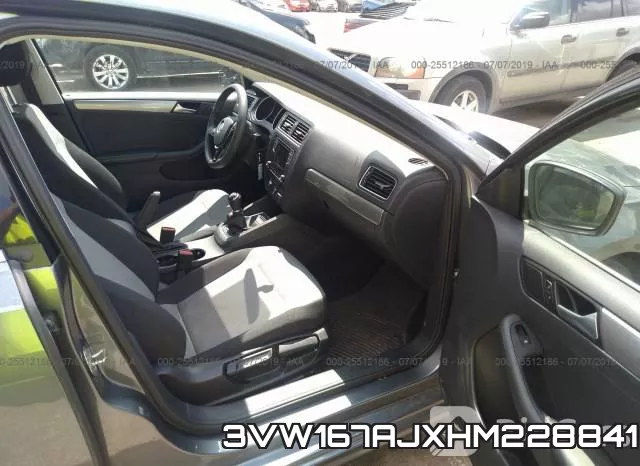 3VW167AJXHM228841 фото 6
