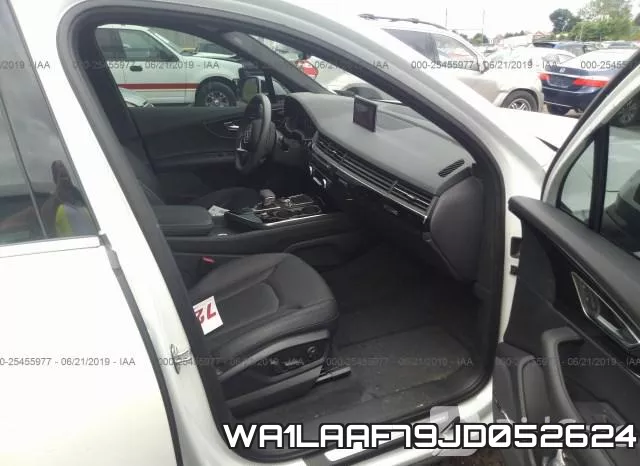 WA1LAAF79JD052624 фото 6