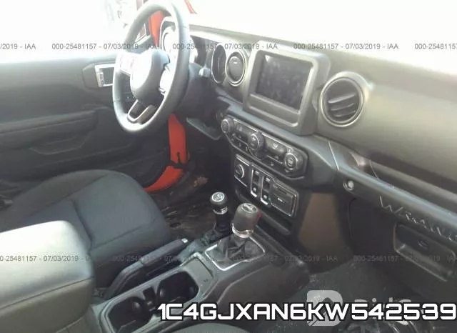1C4GJXAN6KW542539 фото 6