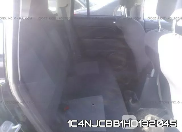 1C4NJCBB1HD132045 фото 9