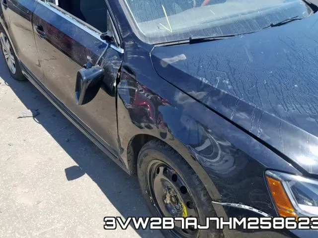 3VW2B7AJ7HM258623 фото 9