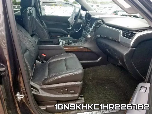 1GNSKHKC1HR226782 фото 6