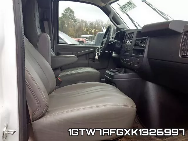 1GTW7AFGXK1326997 фото 6