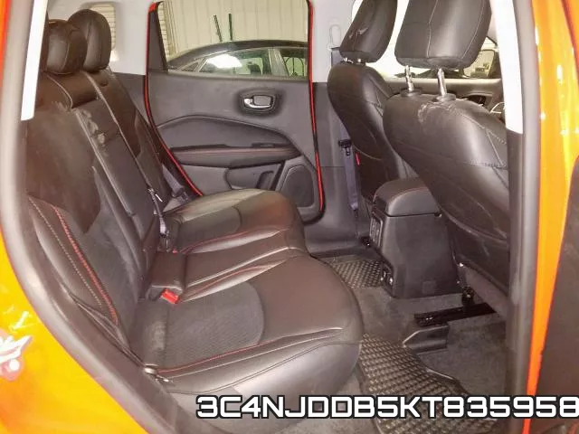 3C4NJDDB5KT835958 фото 7