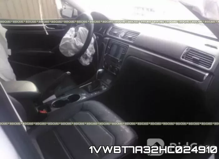 1VWBT7A32HC024910 фото 6