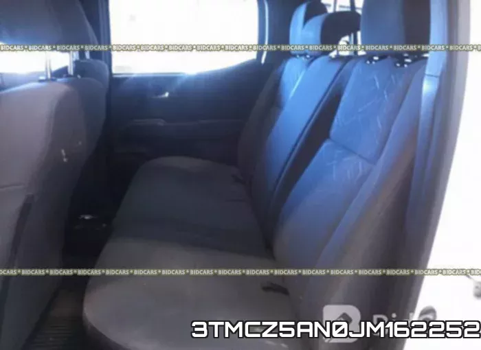 3TMCZ5AN0JM162252 фото 8
