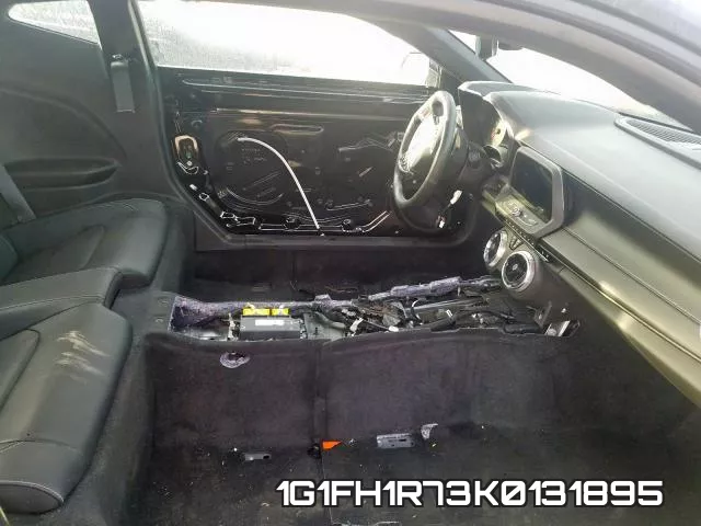 1G1FH1R73K0131895 фото 4