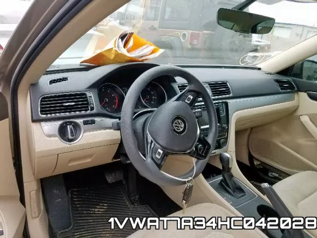 1VWAT7A34HC042028 фото 10
