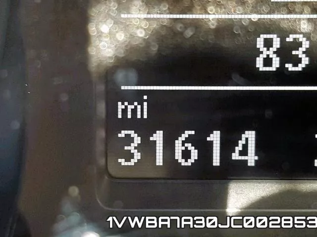 1VWBA7A30JC002853 фото 9
