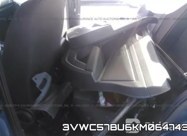 3VWC57BU6KM064743 фото 9