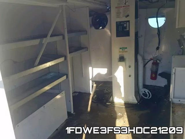 1FDWE3FS3HDC21209 фото 7