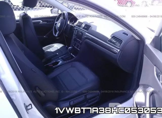 1VWBT7A38HC053053 фото 6