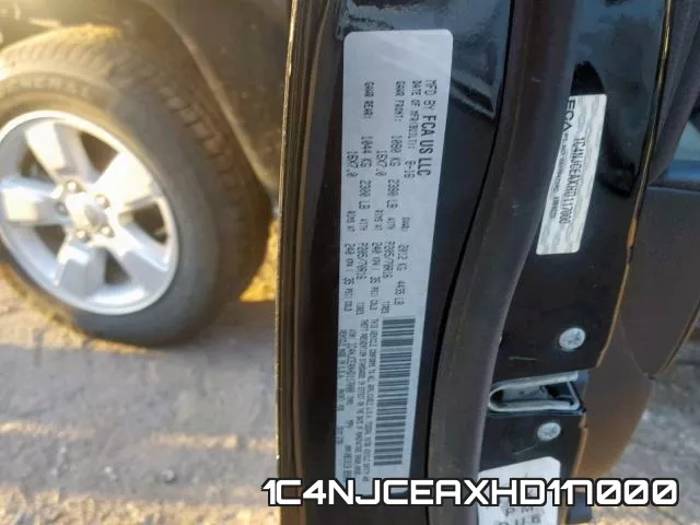 1C4NJCEAXHD117000 фото 2