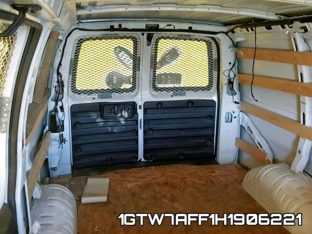 1GTW7AFF1H1906221 фото 7