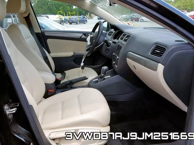 3VWDB7AJ9JM251669 фото 6