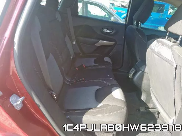 1C4PJLAB0HW623978 фото 7