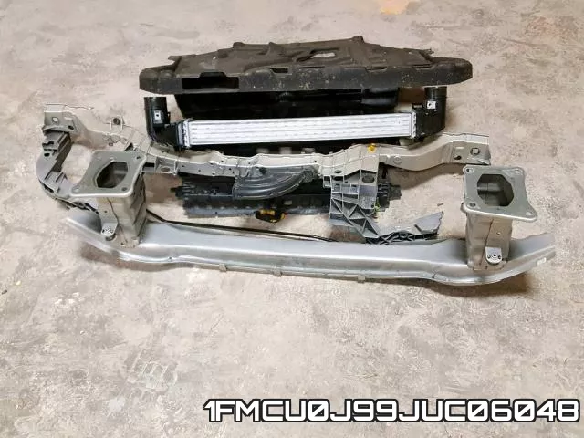1FMCU0J99JUC06048 фото 10