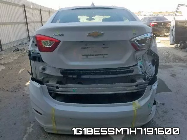 1G1BE5SM7H7191600 фото 10