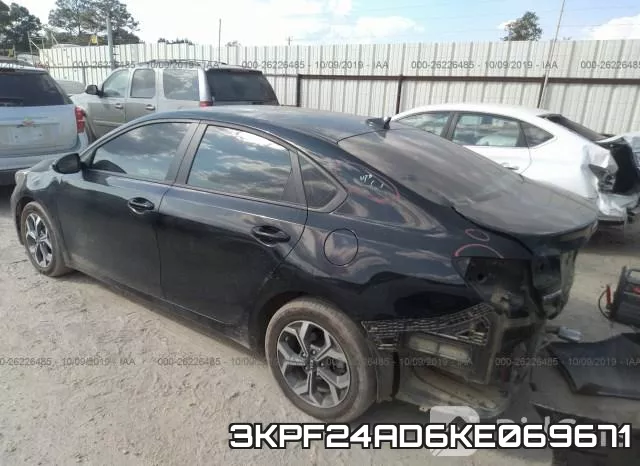 3KPF24AD6KE069671 фото 4