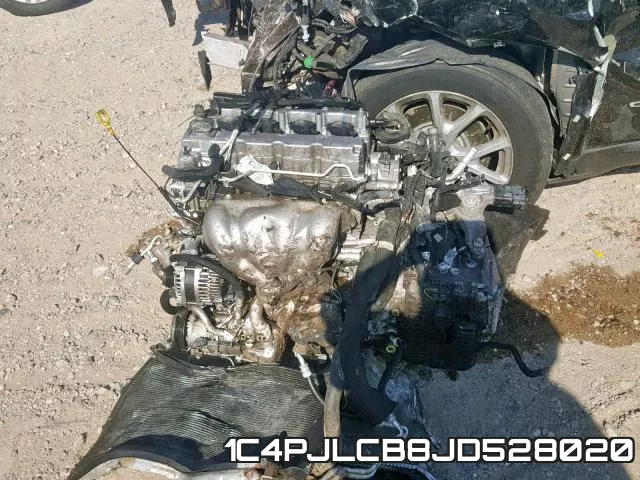 1C4PJLCB8JD528020 фото 8