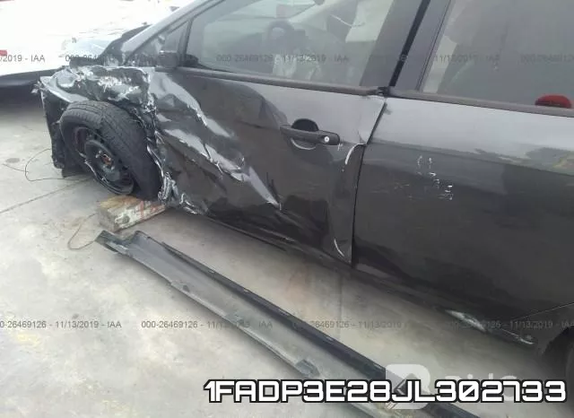 1FADP3E28JL302733 фото 7