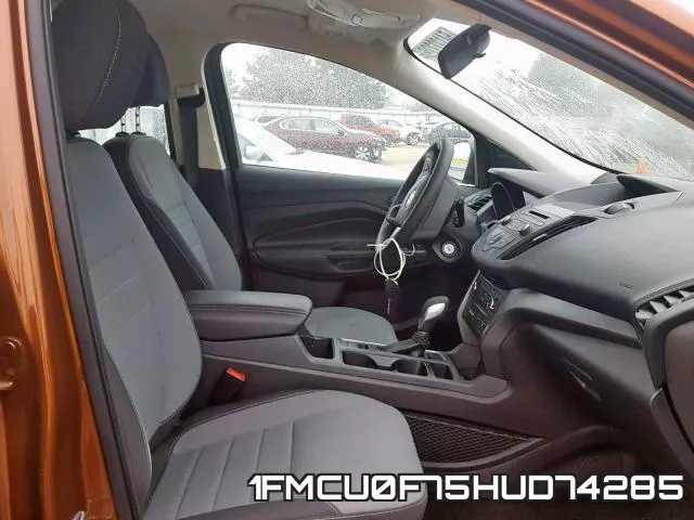1FMCU0F75HUD74285 фото 6