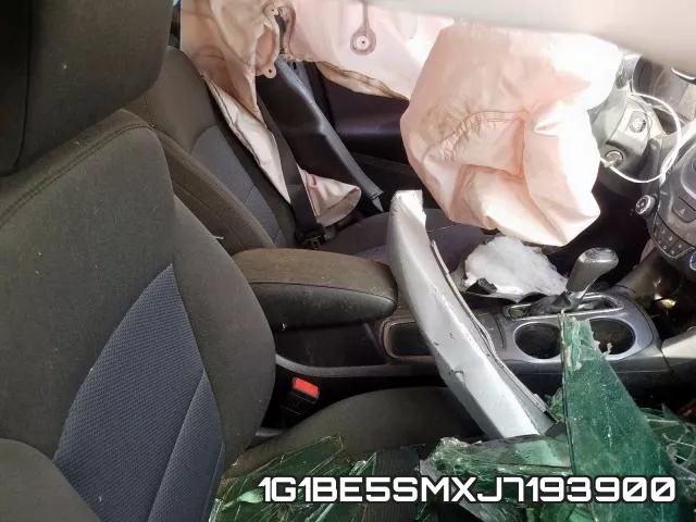 1G1BE5SMXJ7193900 фото 6