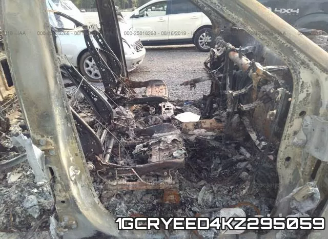 1GCRYEED4KZ295059 фото 6