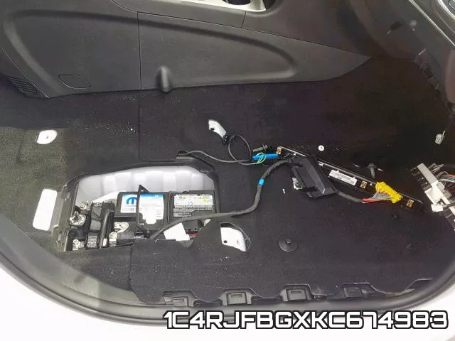 1C4RJFBGXKC674983 фото 10