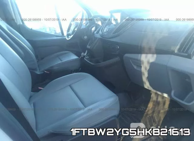1FTBW2YG5HKB21613 фото 6
